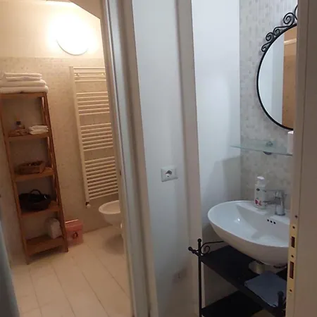 Casa Oxilia * ドモドッソラ
